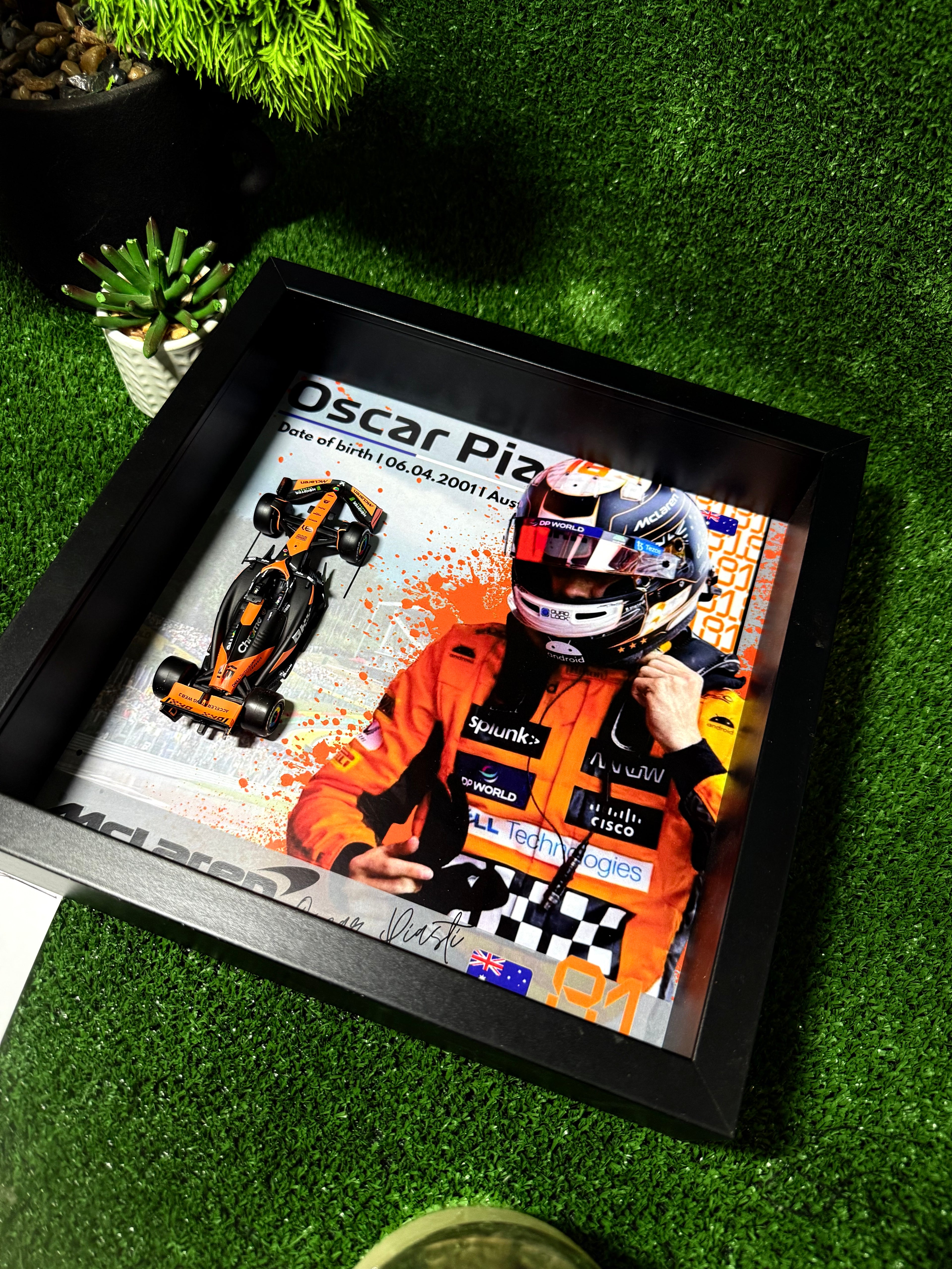 Oscar Piastri #81 Mclaren