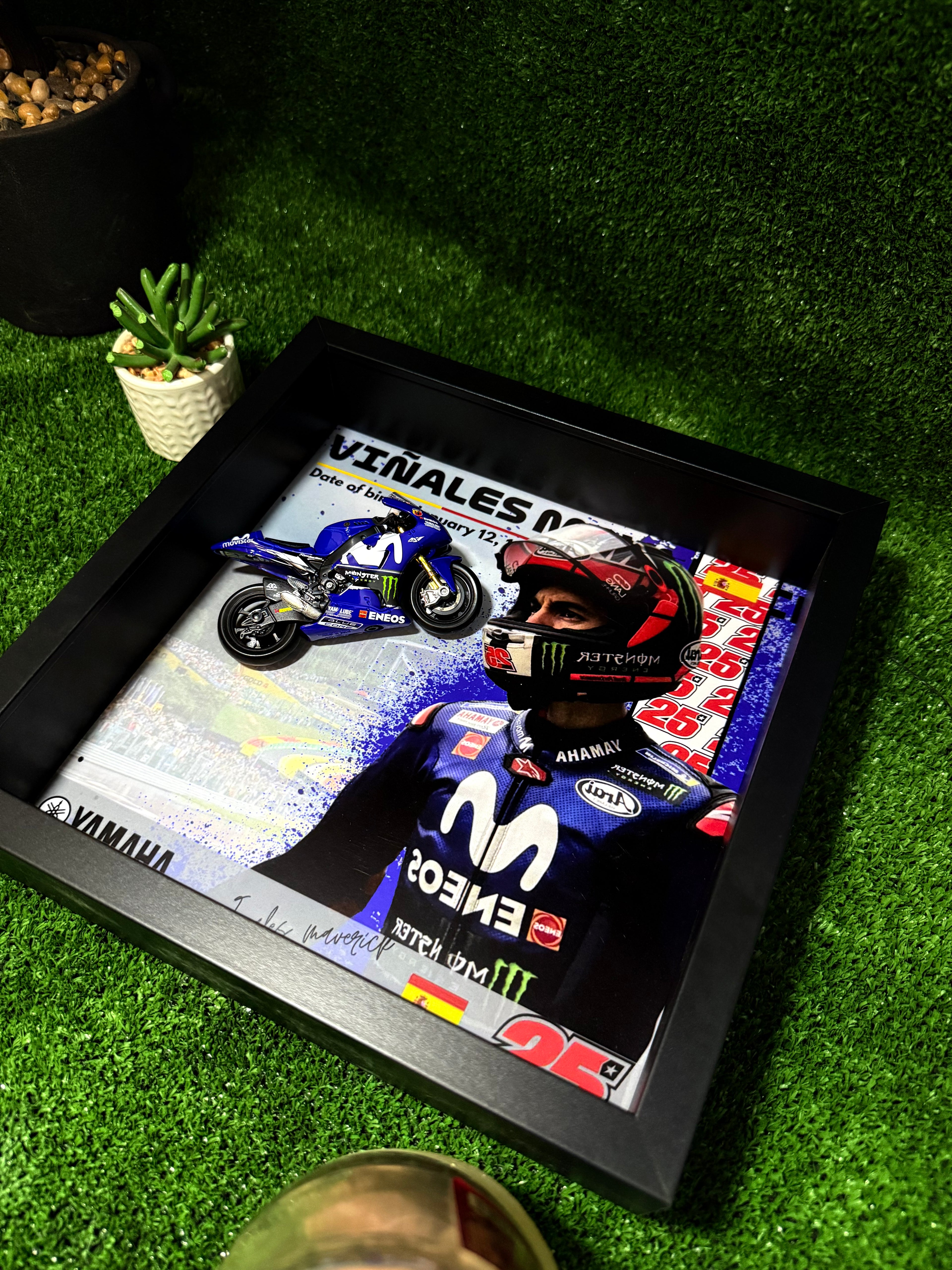 Maverick Vinales #25 Yamaha